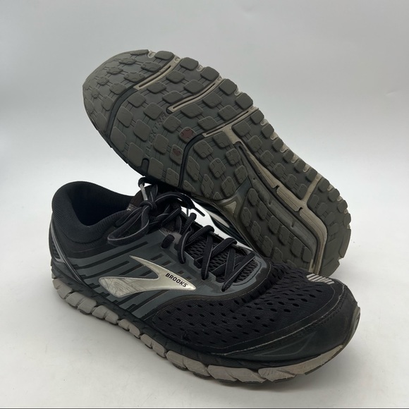 brooks beast 18 10.5